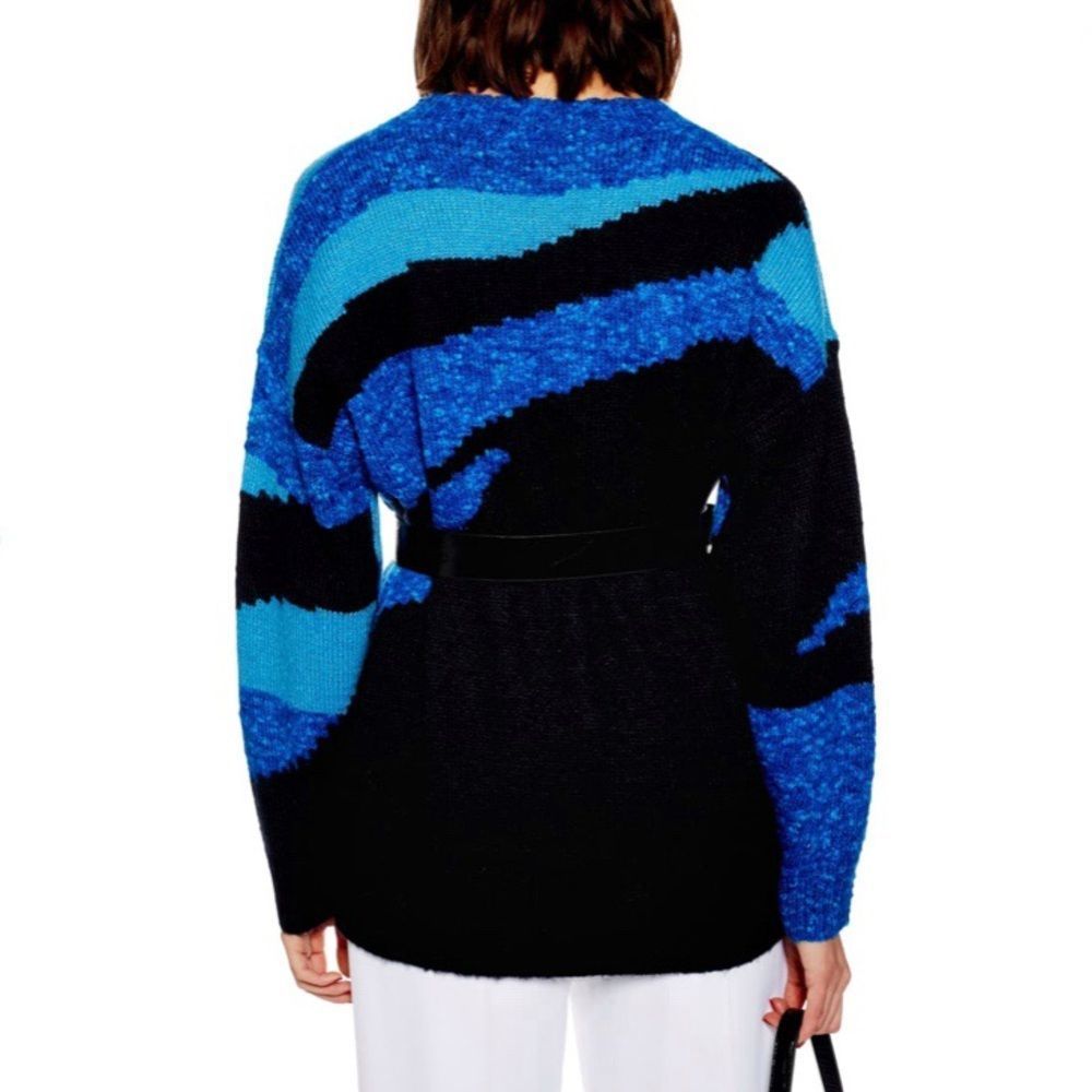 TOPSHOP Sweater! - Picture 2 of 7